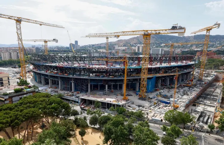 نیوکمپ-بارسلونا