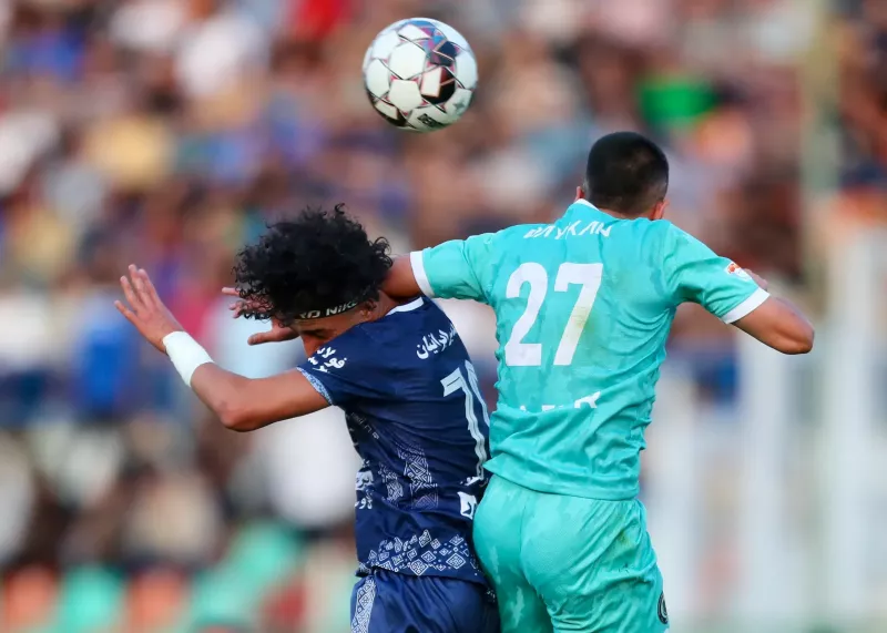 پیکان 0 - چادرملو 0