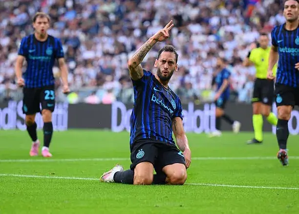 هاکان چالهان‌اوغلو